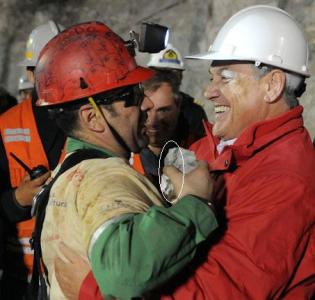 EL SUPER MARIO ESTA MEDIO CHAPITA PERO REGALO ORO